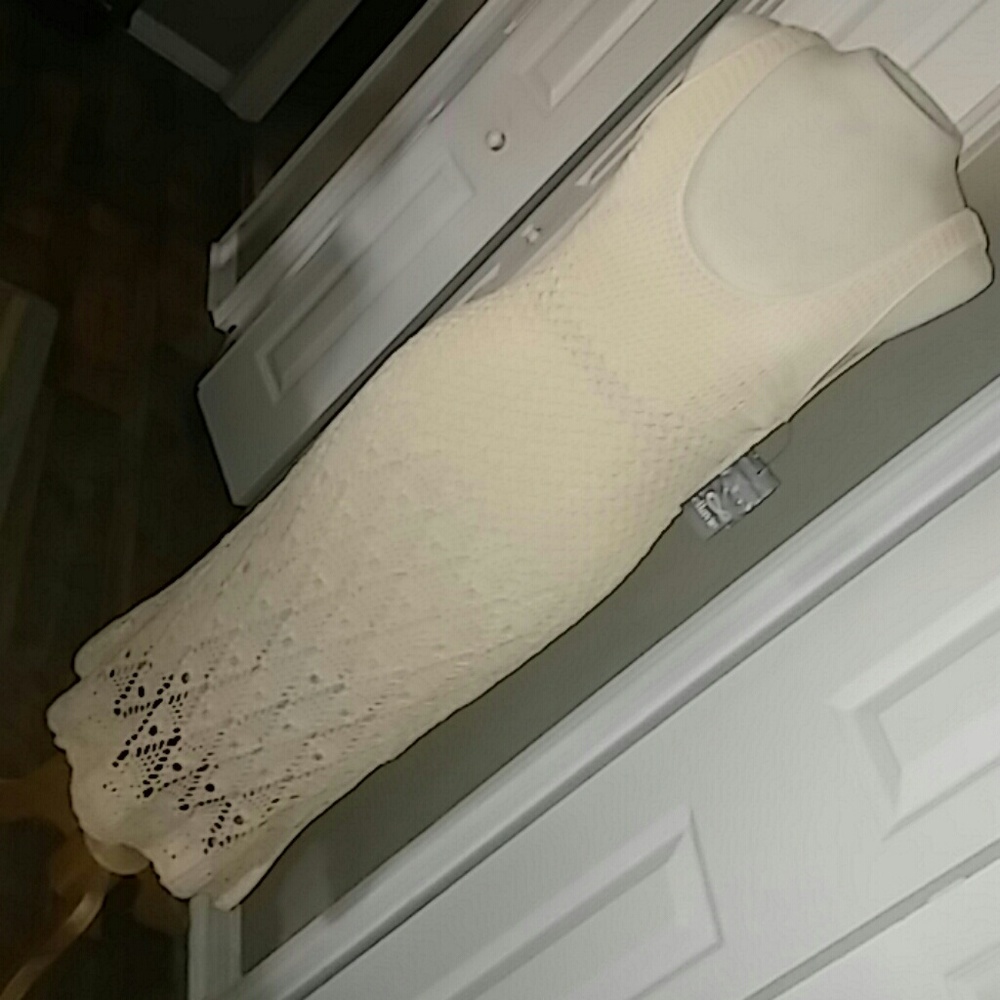 Ellavie Lace Crochet long. Sleeveless dress. Sz XL